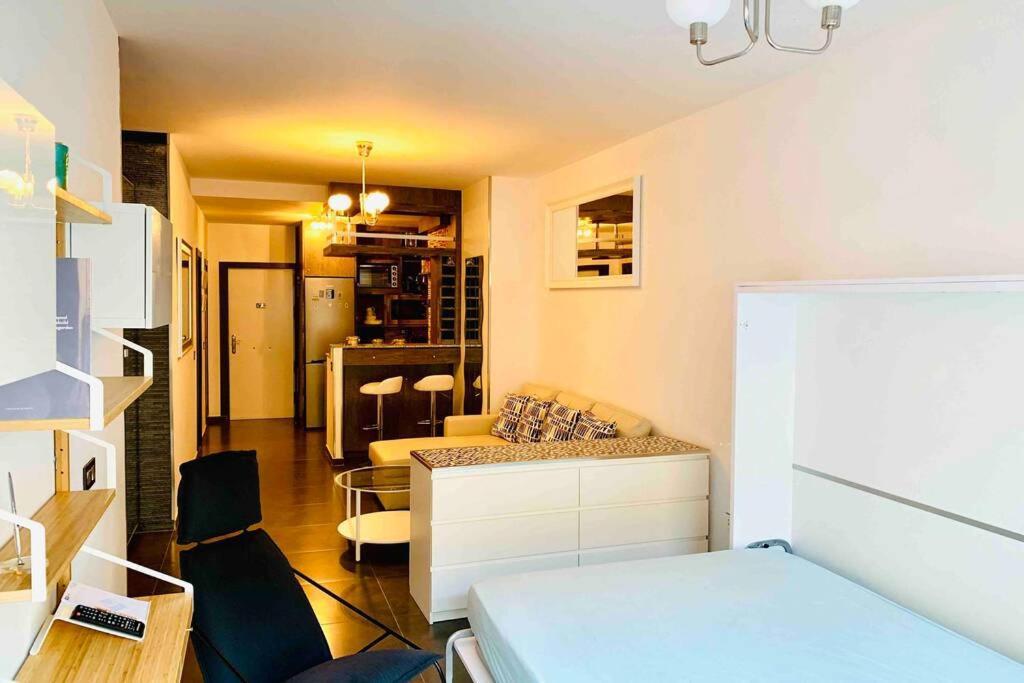 Cosy Nest Costa De Sol By Namaste Elite Apartment Torremolinos Bagian luar foto